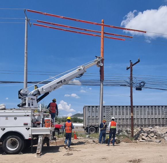 Electrificación Subterránea MT/BT y Alumbrado Fracc. Arbórea Residencial - Fotografía 3
