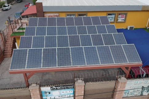 Sistema Fotovoltaico Interconectado de 11.88 kW en Clínica Veterinaria